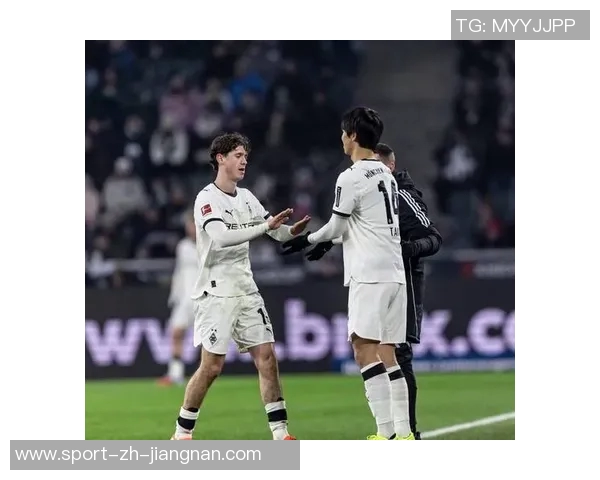 21岁日本后卫高井幸大租借加盟德甲门兴租期半年引发关注